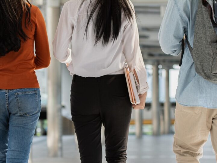 Niezapomniane lekcje i inspiracje dla uczniów klas mundurowych w Warszawie